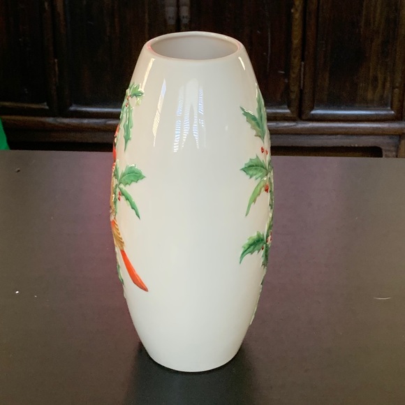 Vintage Holiday Vase - Picture 3 of 7